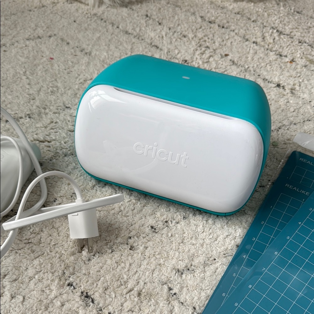 Cricut Joy Cutting Machine